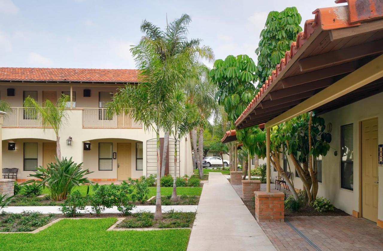 The Bungalows On Shary McAllen Exterior foto